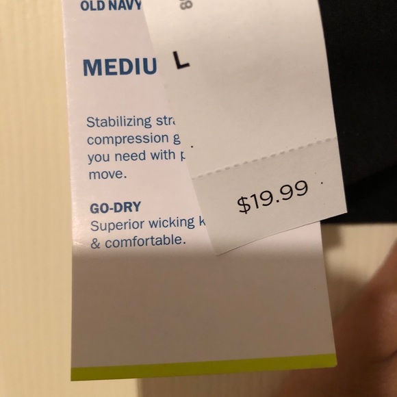 Old navy Medium Support Sports Bra - Picture 3 of 5